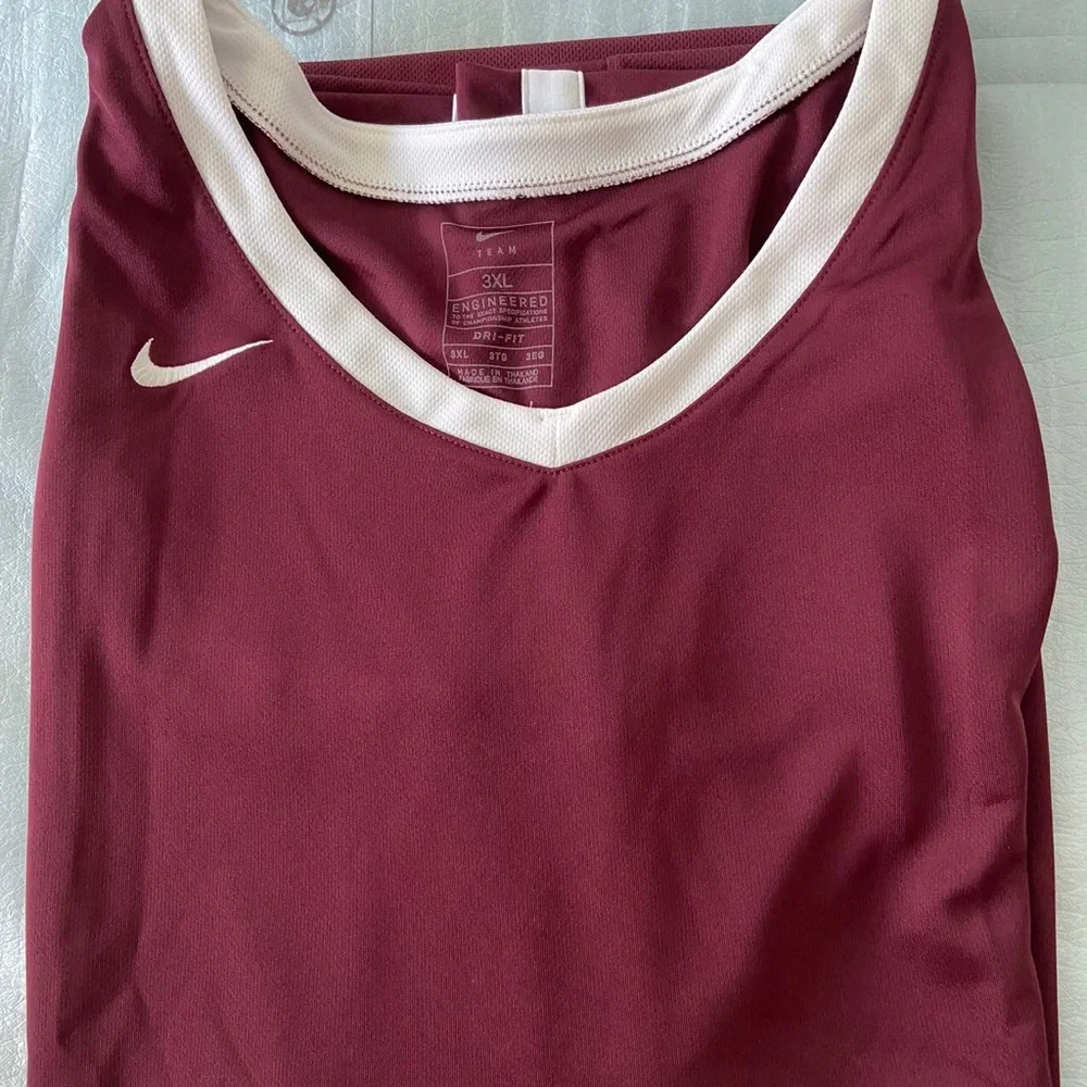 Nike new tag
